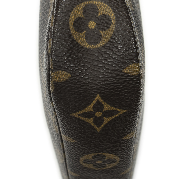 Louis Vuitton Pochette Accessoires - Picture 8 of 10